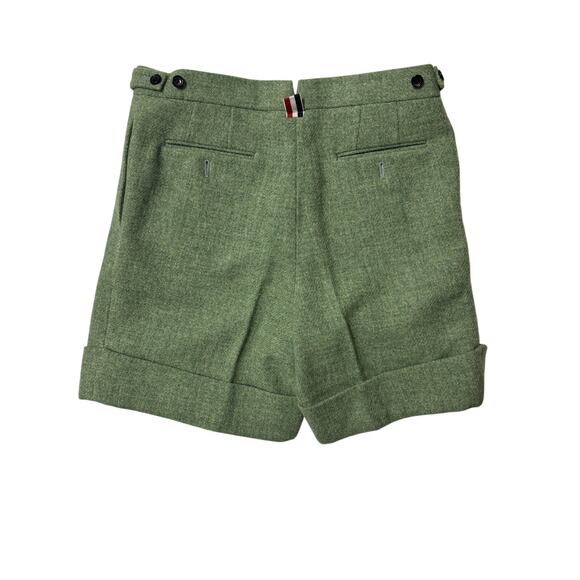 Thom Browne Green Wool Pleated Cuffed Shorts (Size 2) - Picture 6 of 9